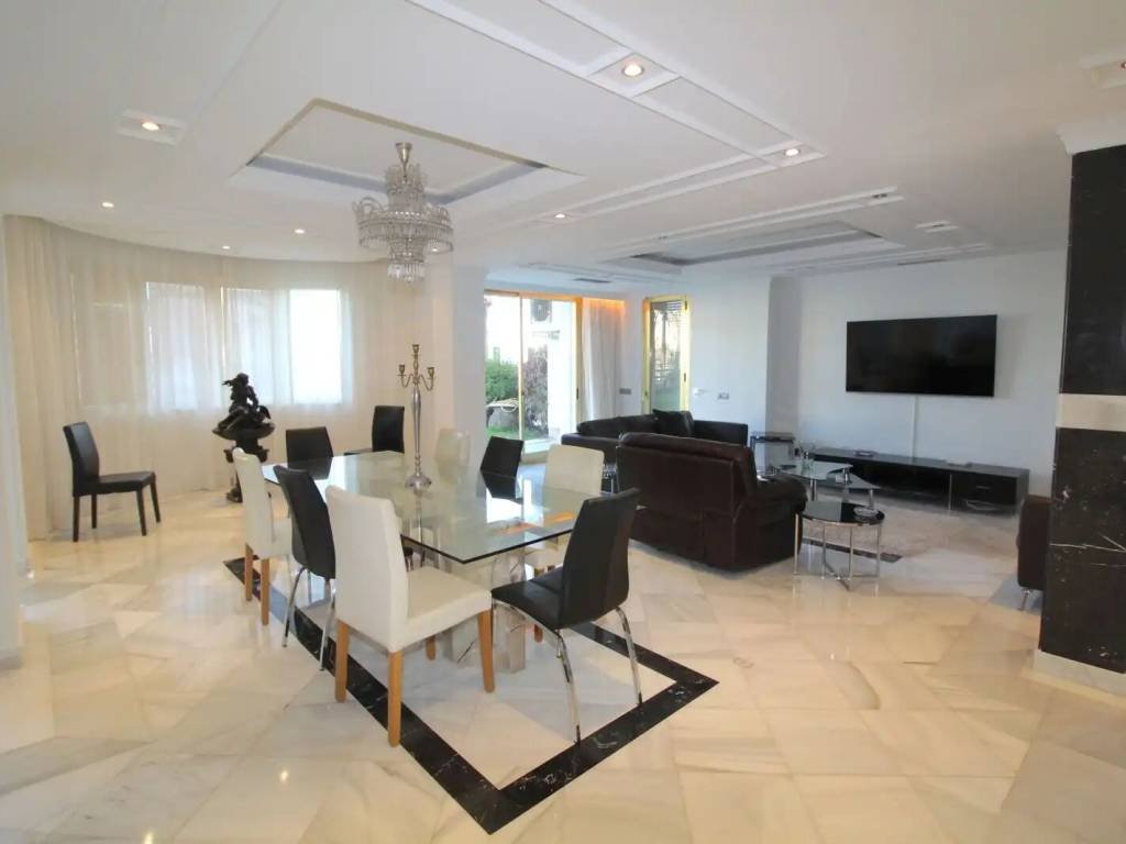 Wohnung 450 m² in Marbella