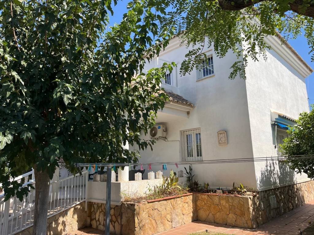 Casa de 238 m² en l'Eliana