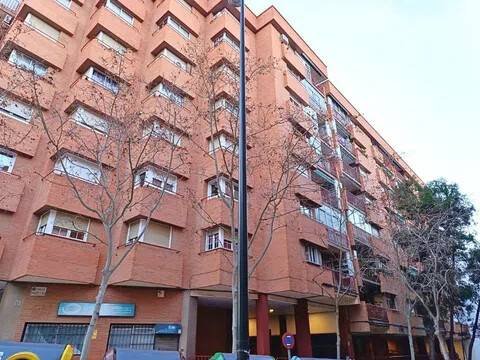 Piso de 105 m² en Zaragoza