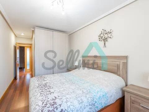 Piso de 103 m² en Oviedo