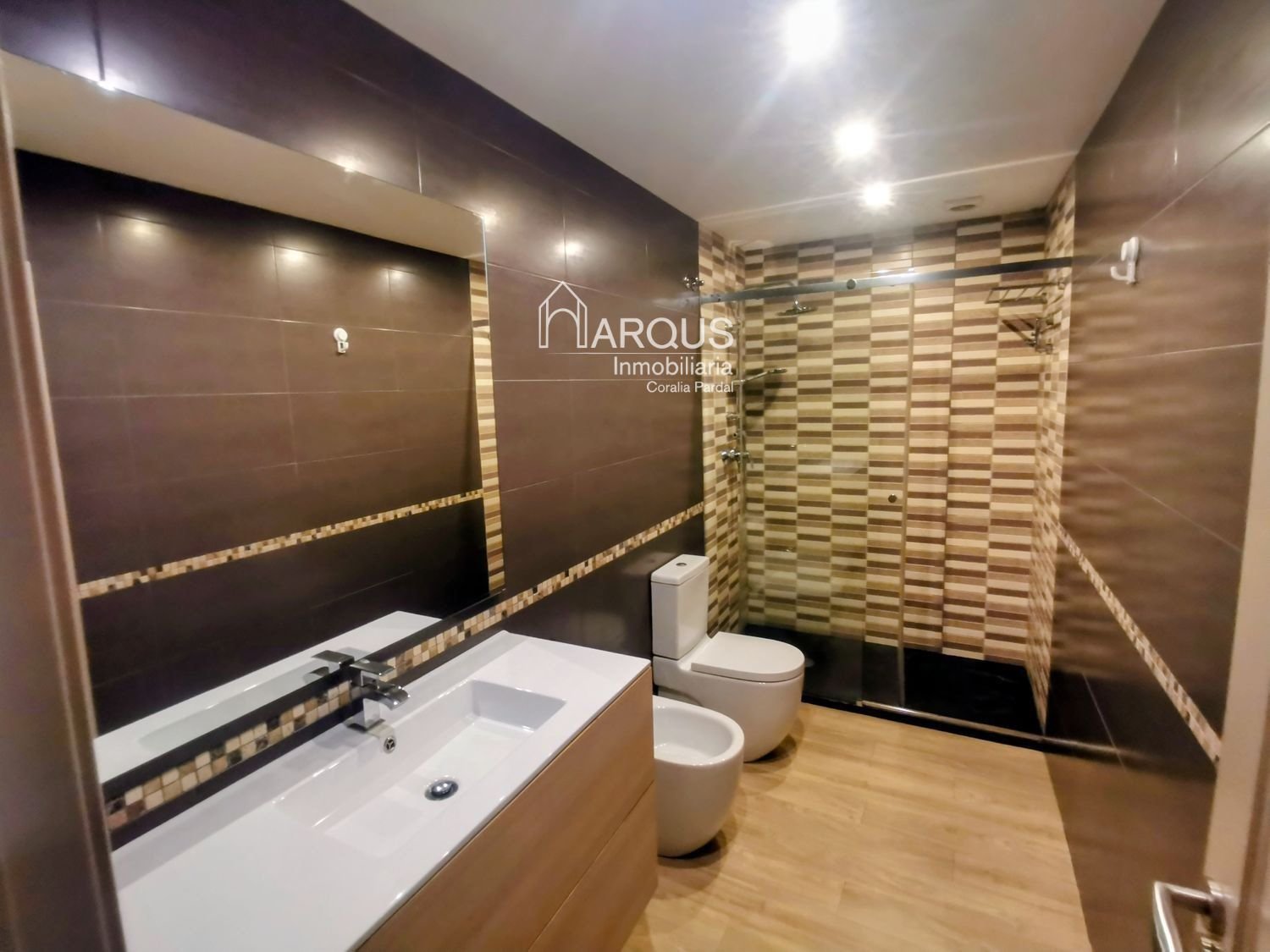 Piso de 80 m² en Santiago de Compostela