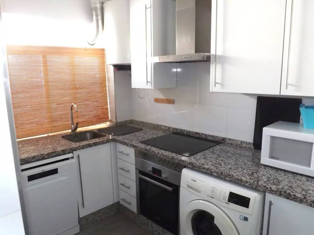 Piso de 80 m² en Granada