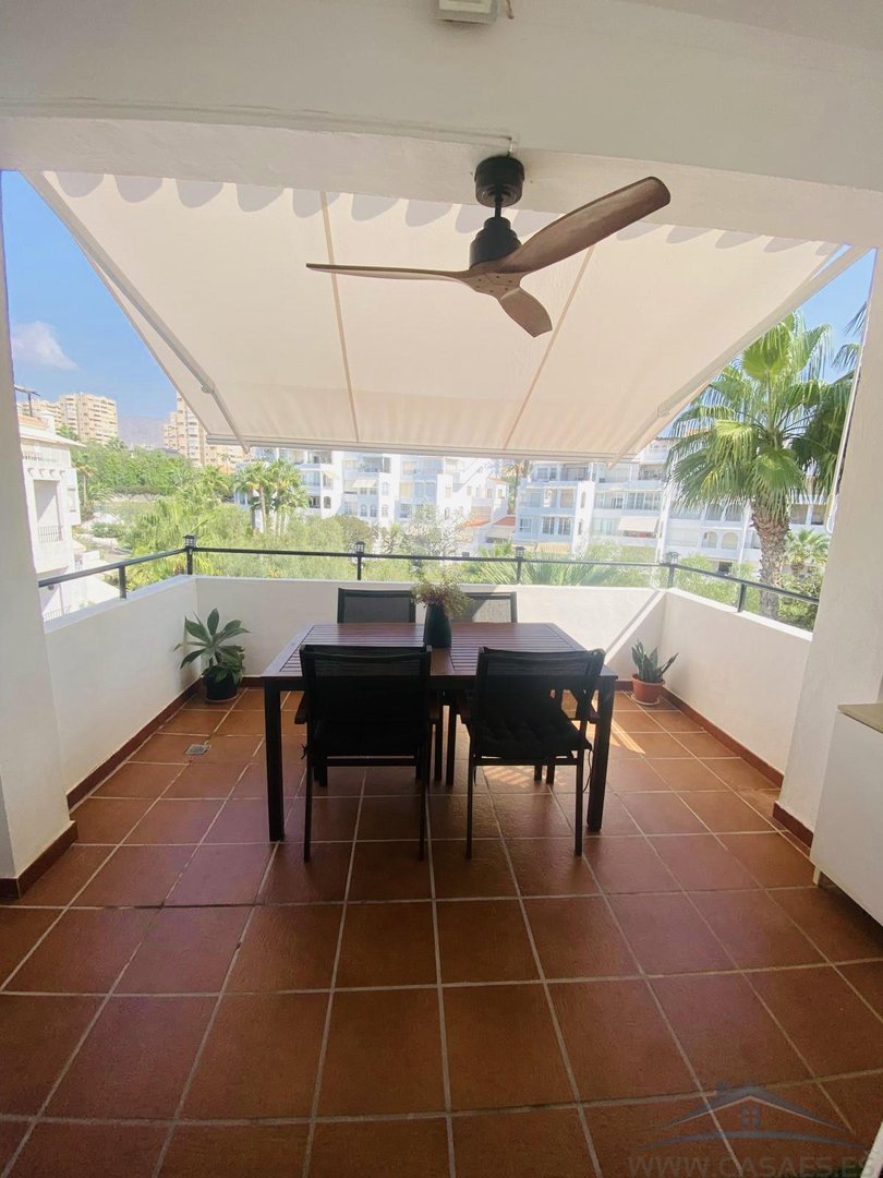Piso de 130 m² en Roquetas de Mar