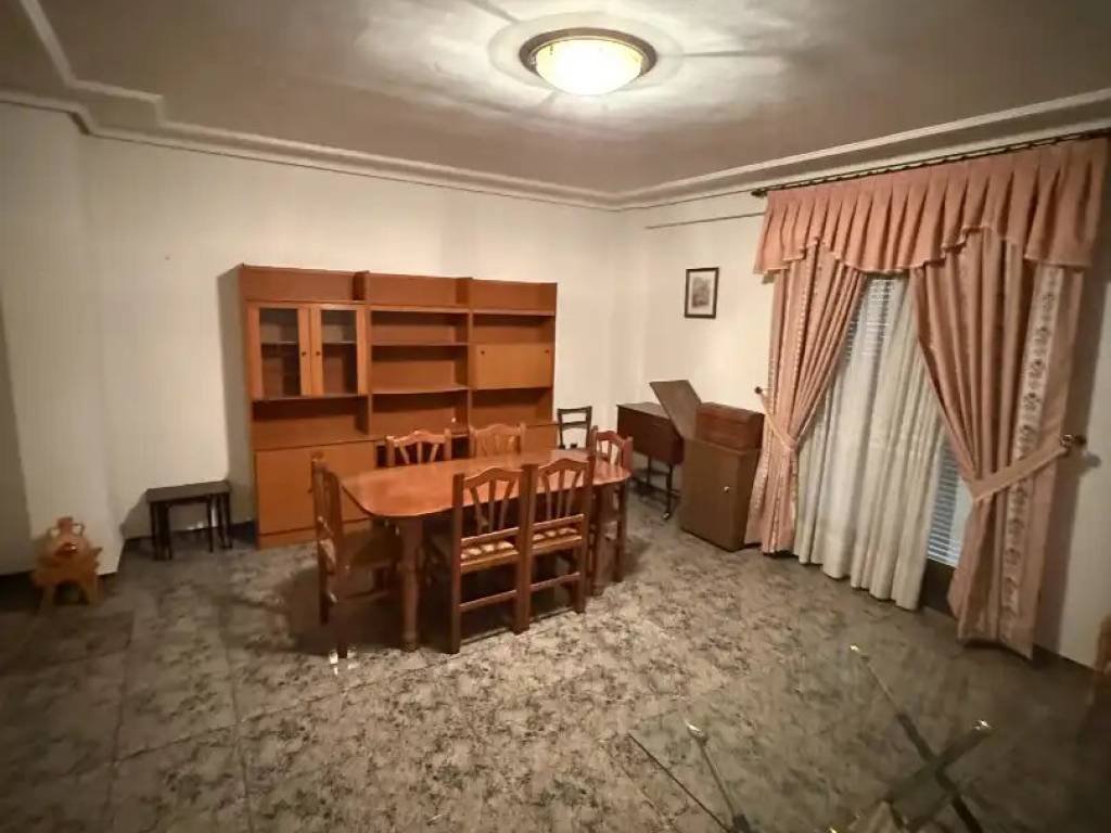 Piso de 263 m² en Munera
