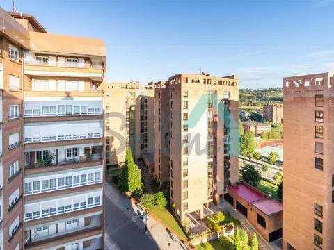 Piso de 120 m² en Oviedo