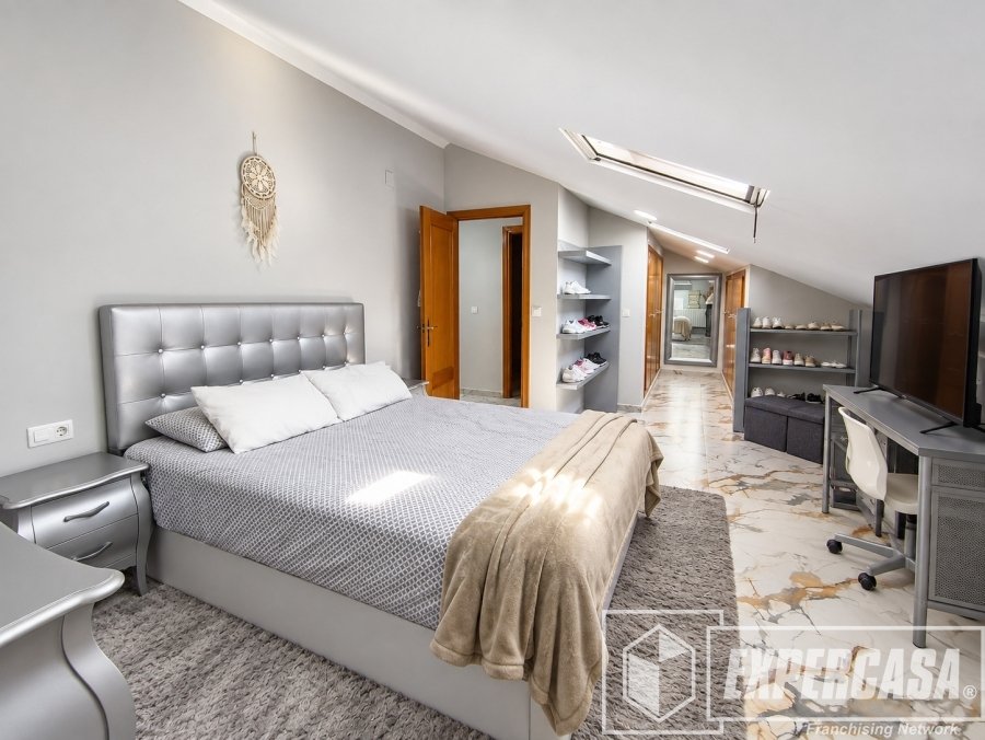 Piso de 128 m² en Manises