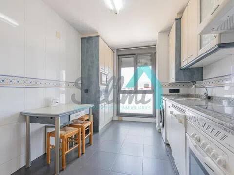 Piso de 67 m² en Oviedo