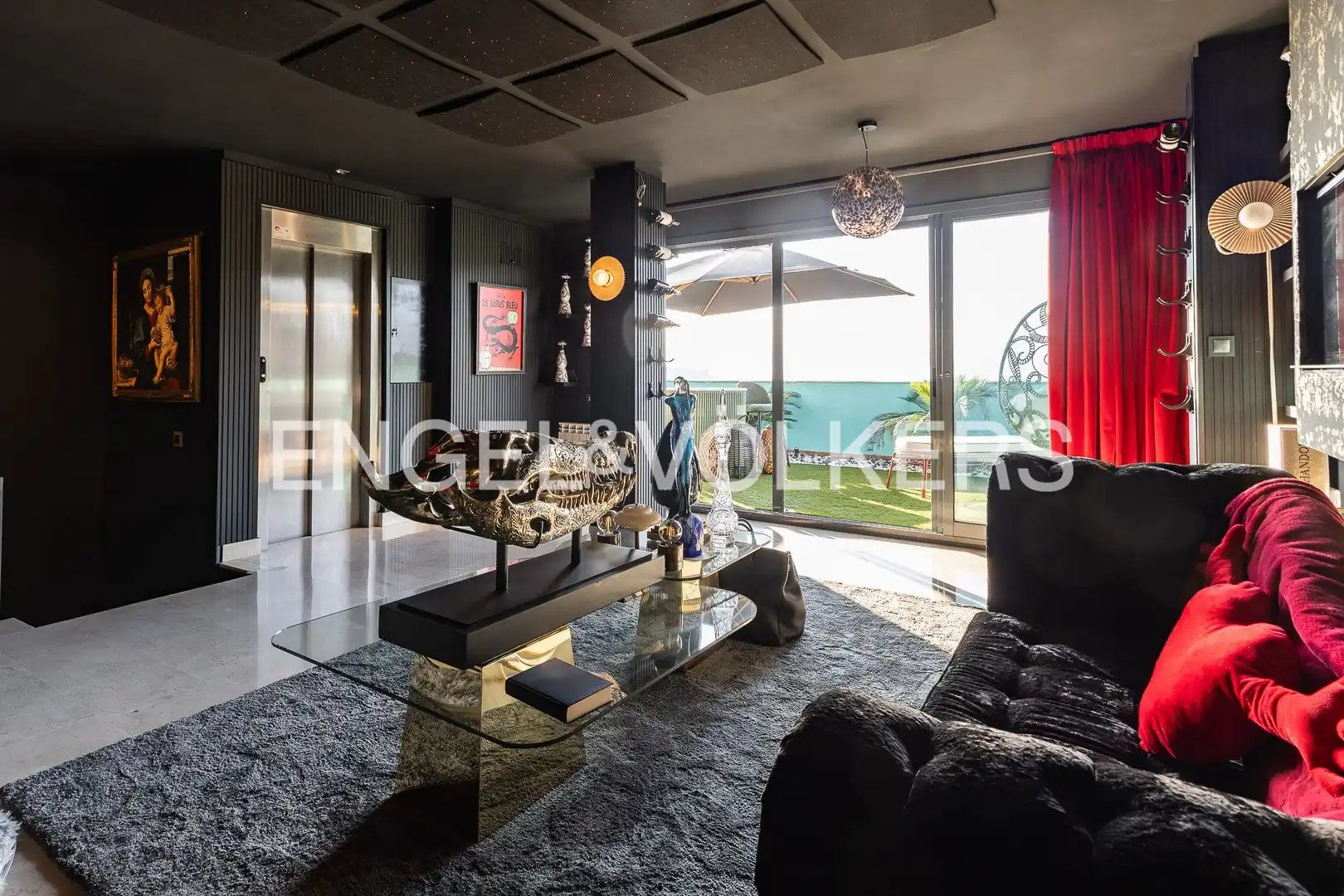 Casa de 305 m² a Tiana
