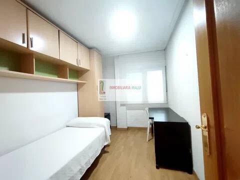 Appartamento 98 m² a Oviedo