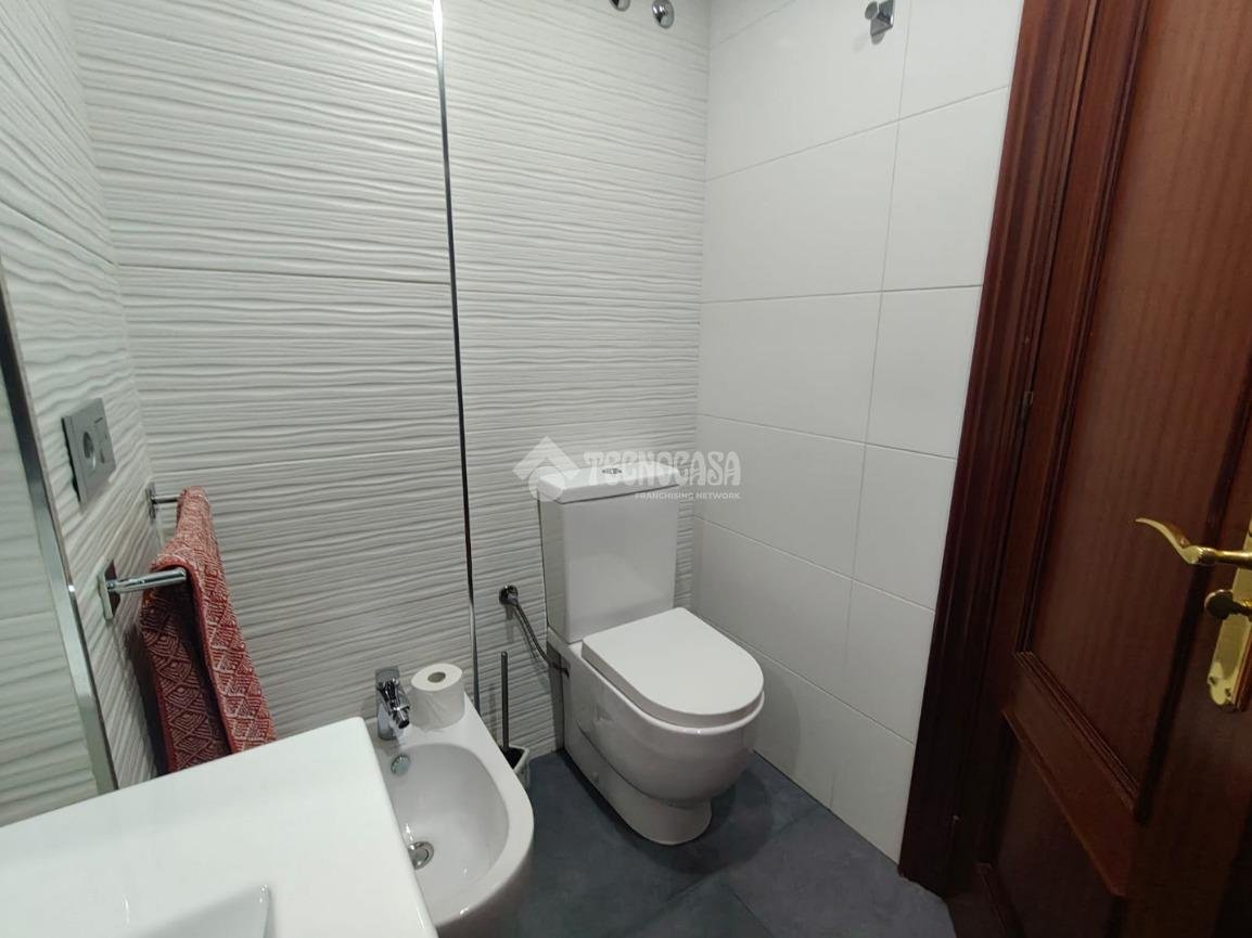 Piso de 85 m² en Huelva