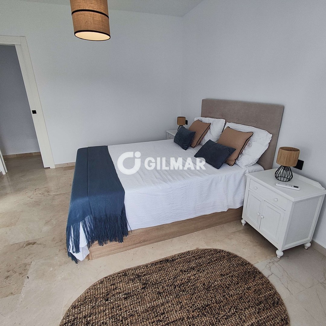 Casa de 220 m² en Estepona