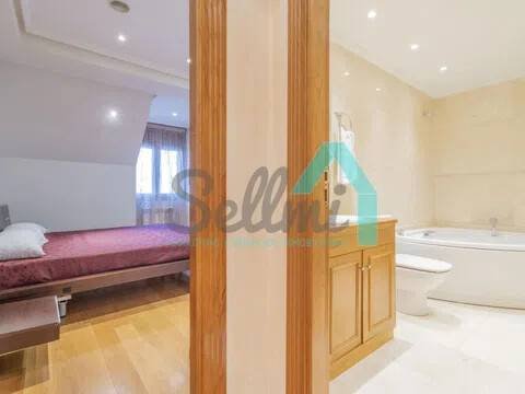 Piso de 63 m² en Oviedo