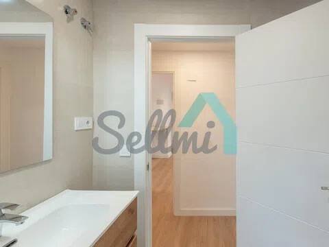Piso de 101 m² en Oviedo