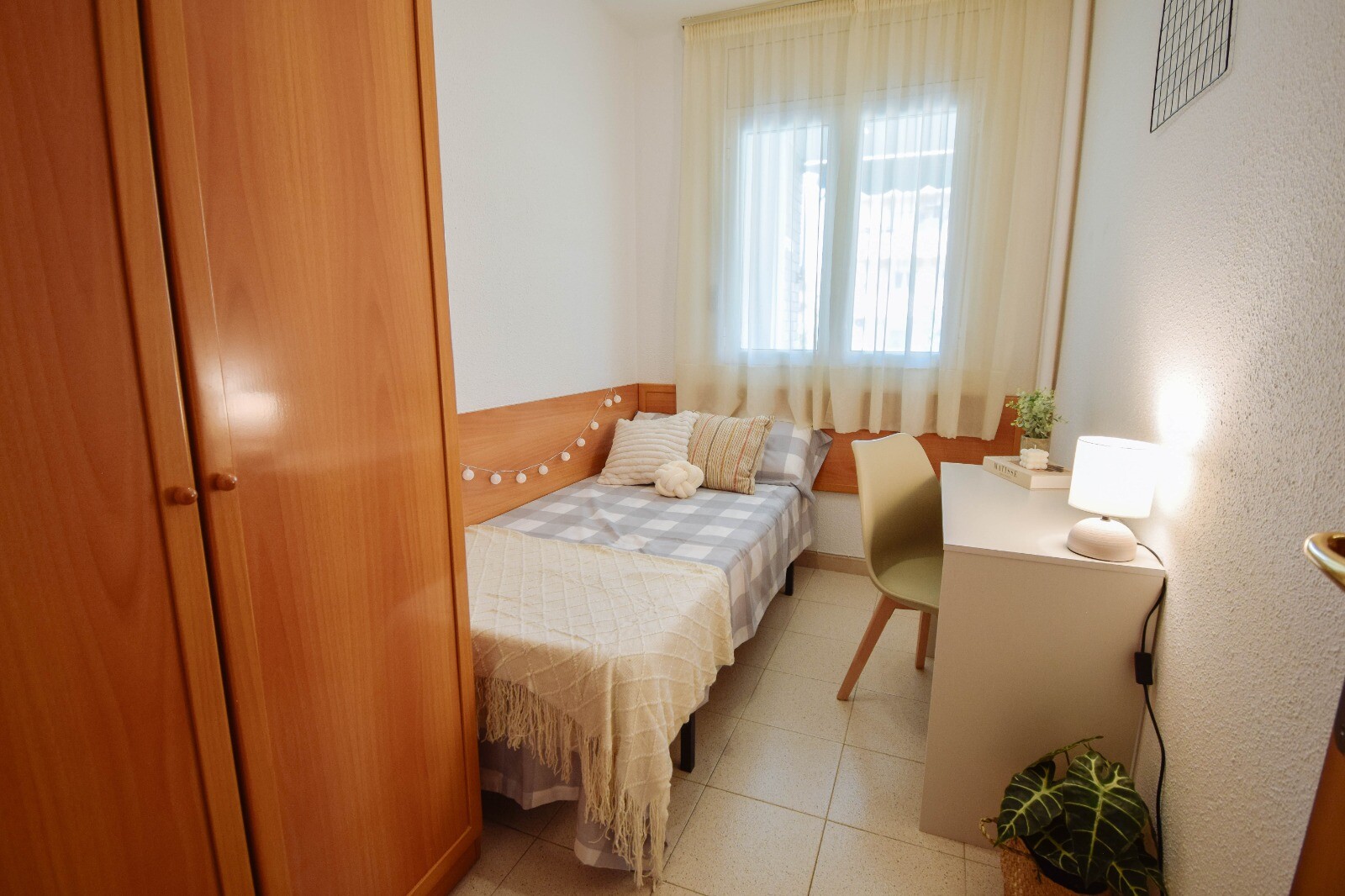 Habitación 128 m², Lérida