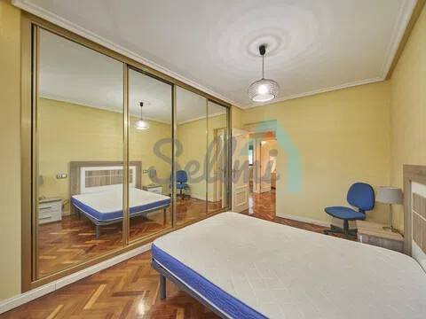 Pis de 113 m² a Oviedo