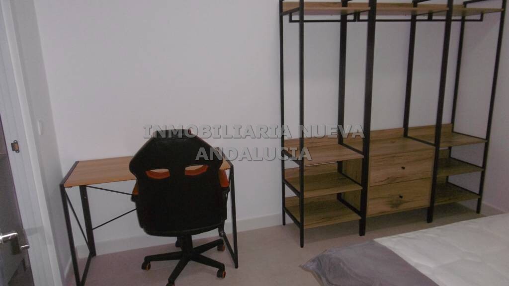 Piso de 90 m² en Almería