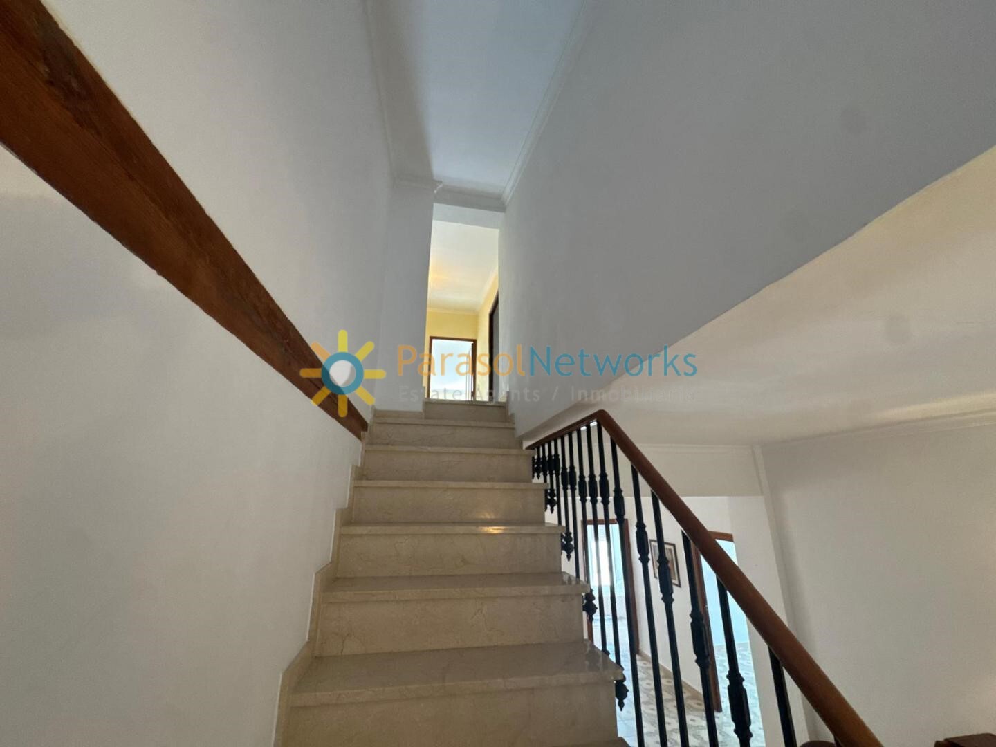 Piso de 262 m² en Ador
