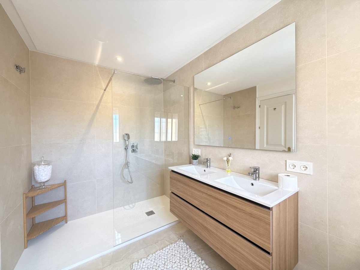 Flat 148 m² in Benahavís