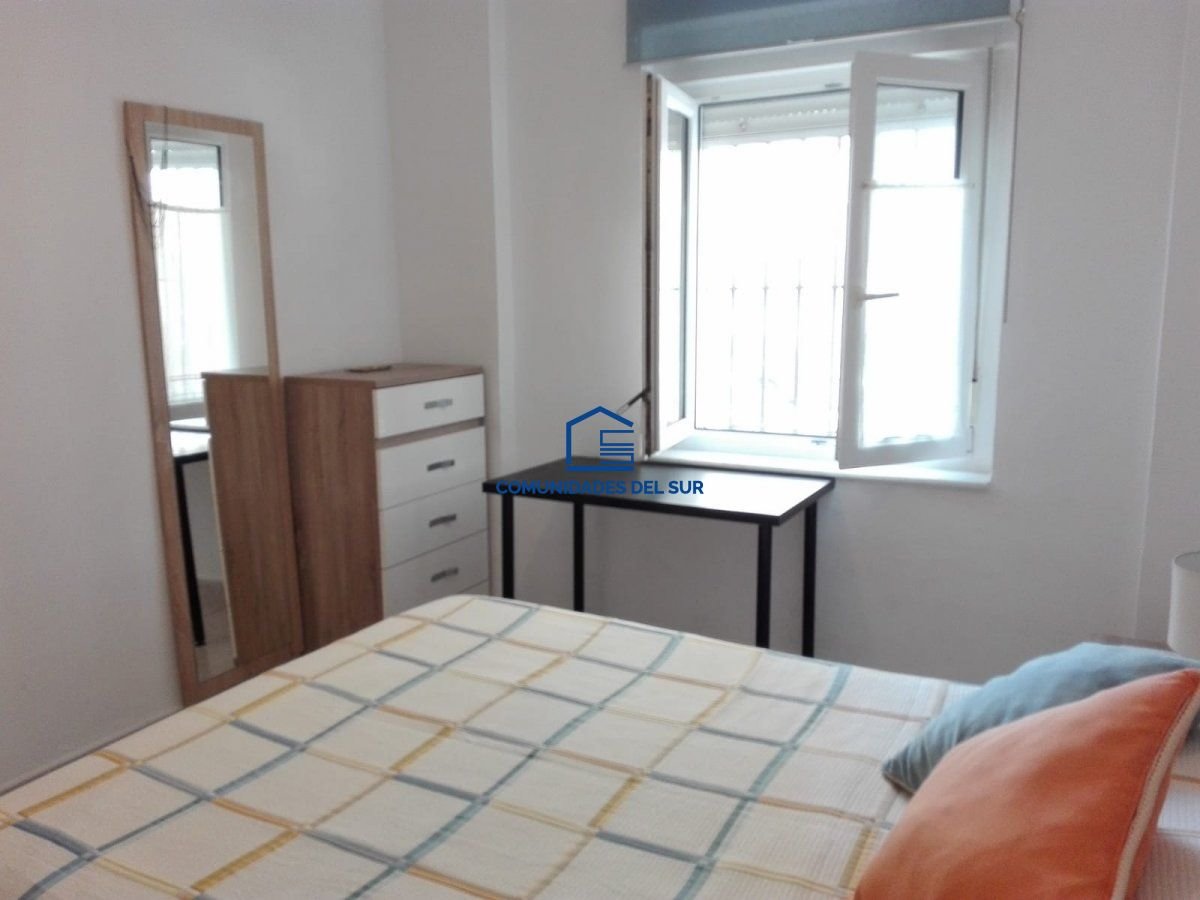 Piso de 65 m² en Cádiz
