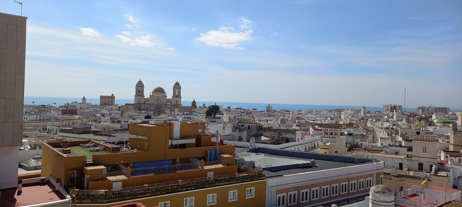 Piso de 30 m² en Cádiz