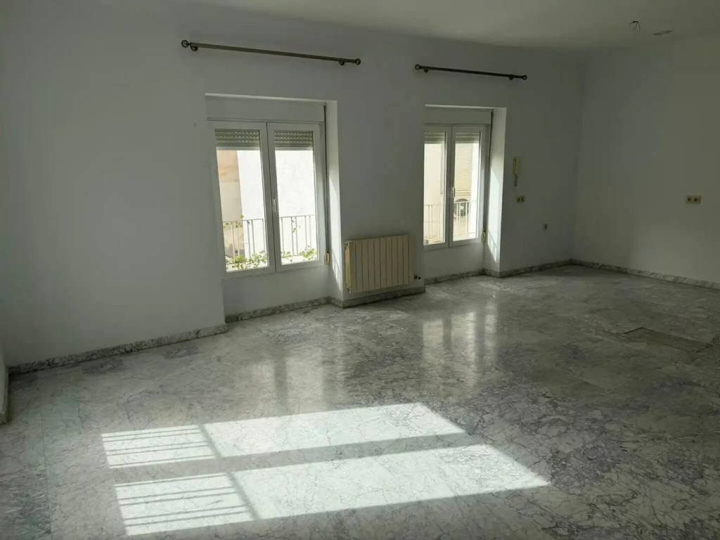 Piso de 130 m² en Granada