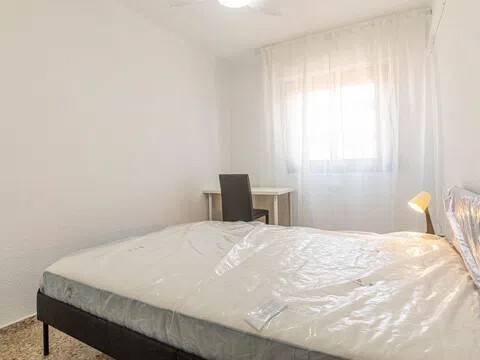 Habitación 150 m², Elda