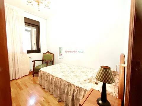 Piso de 113 m² en Oviedo