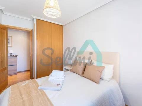 Pis de 91 m² a Oviedo