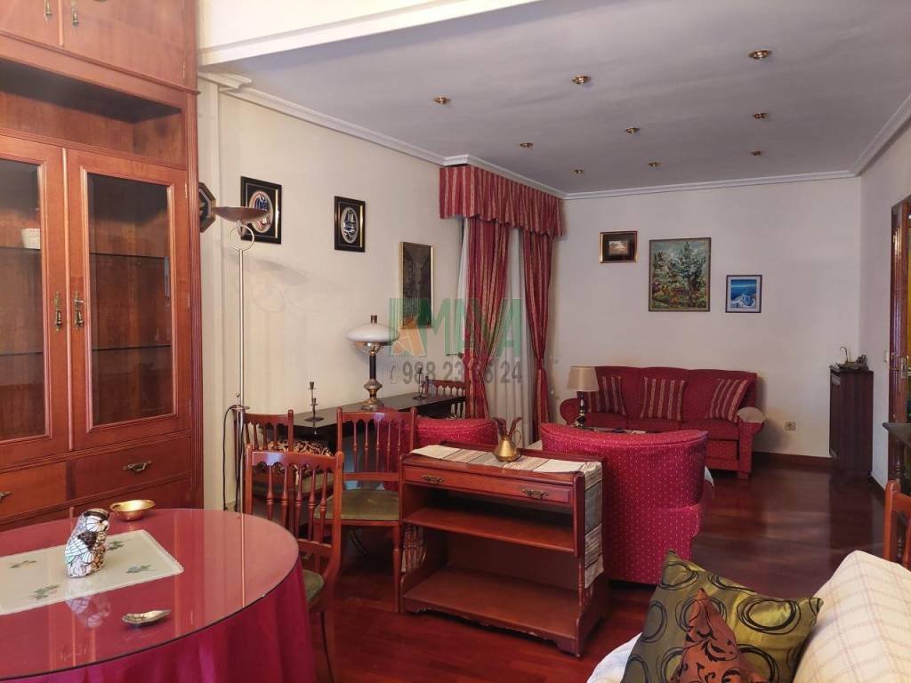 Piso de 137 m² en Ourense