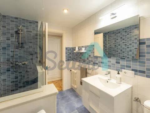 Piso de 64 m² en Oviedo