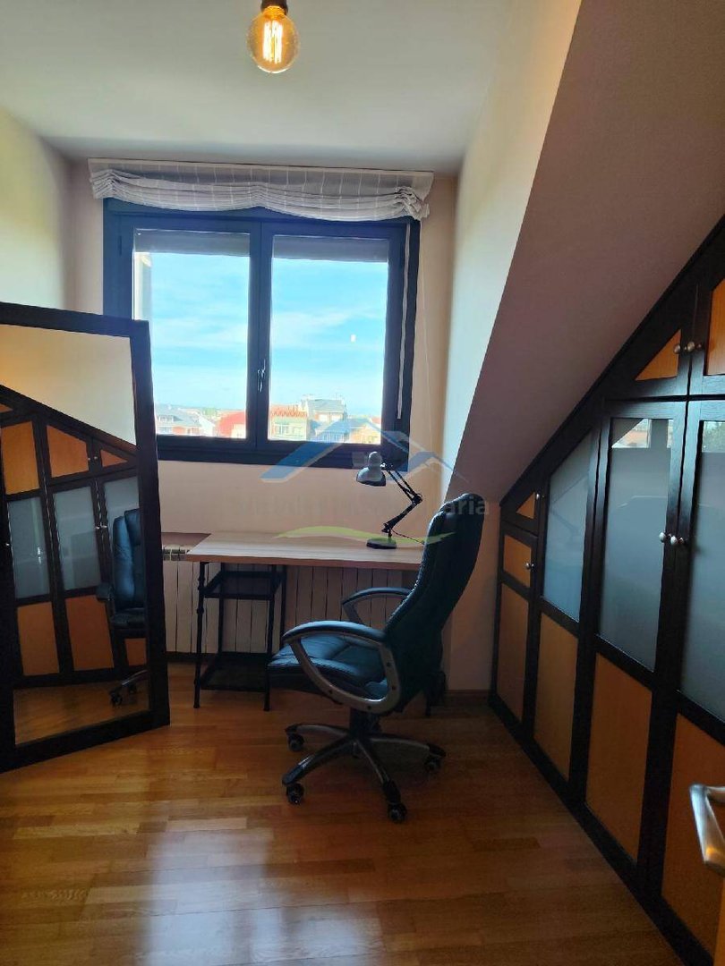 Piso de 172 m² en Valverde de la Virgen