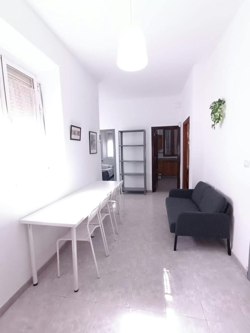 Habitación 230 m², Sevilla