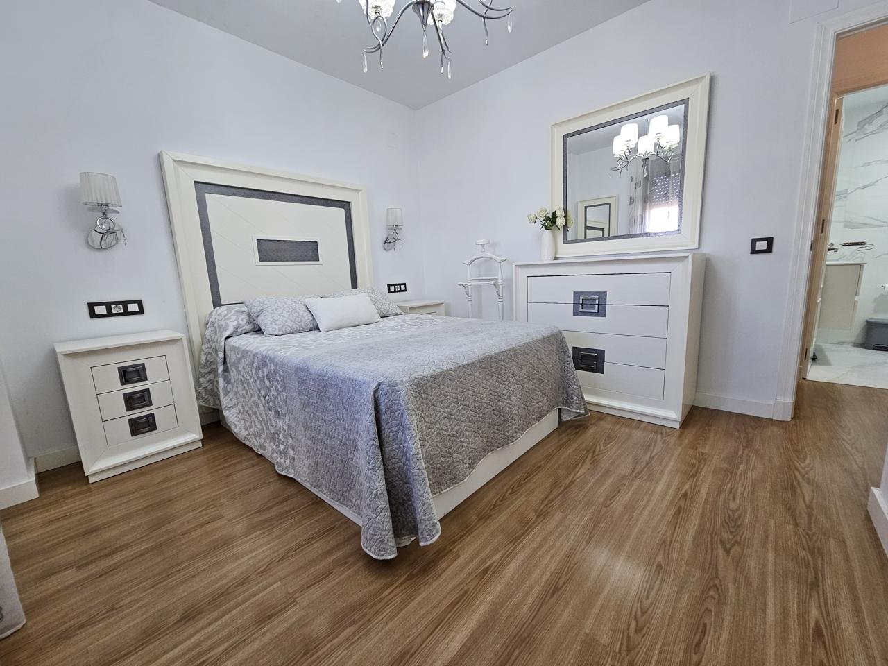 Flat 90 m² in Jerez