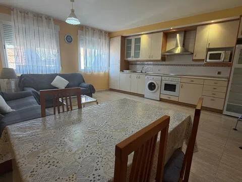 Stanza 90 m², La Almunia de Doña Godina