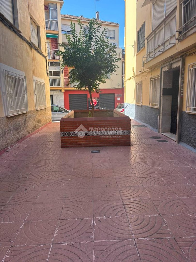 Piso de 79 m² en Granada