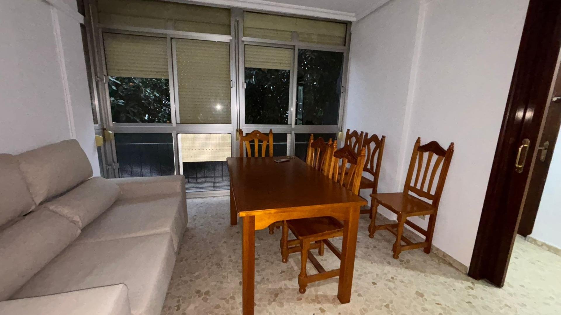 Habitación 68 m², Sevilla