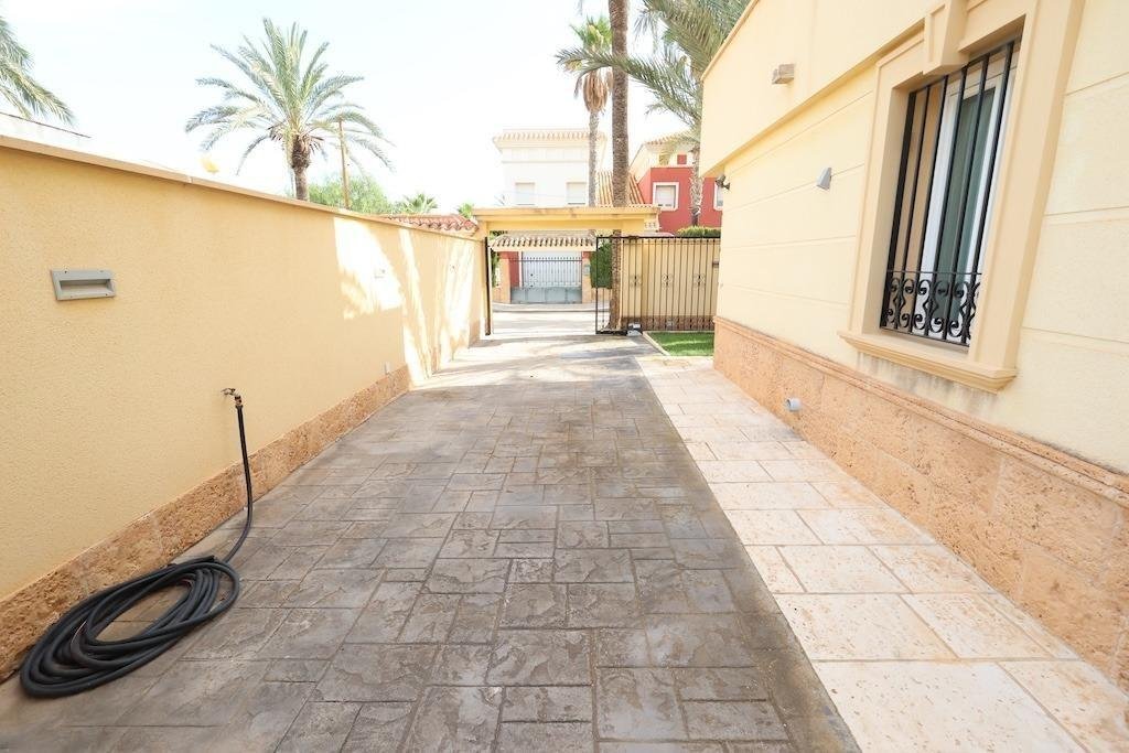 Moradia 415 m² em Orihuela