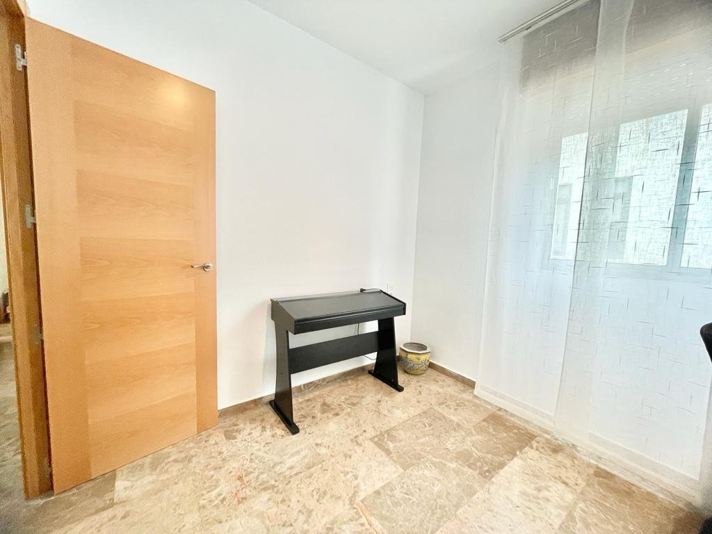 Piso de 87 m² en Granada