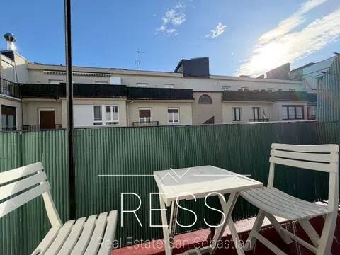 Pis de 136 m² a Sant Sebastià