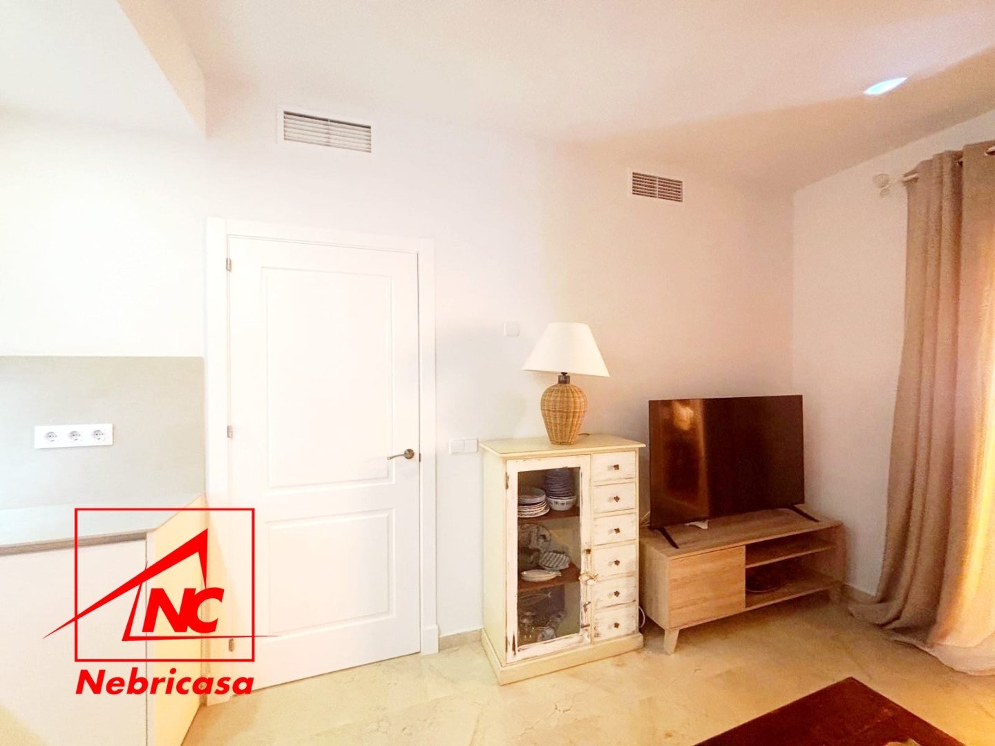 Piso de 85 m² en Rota