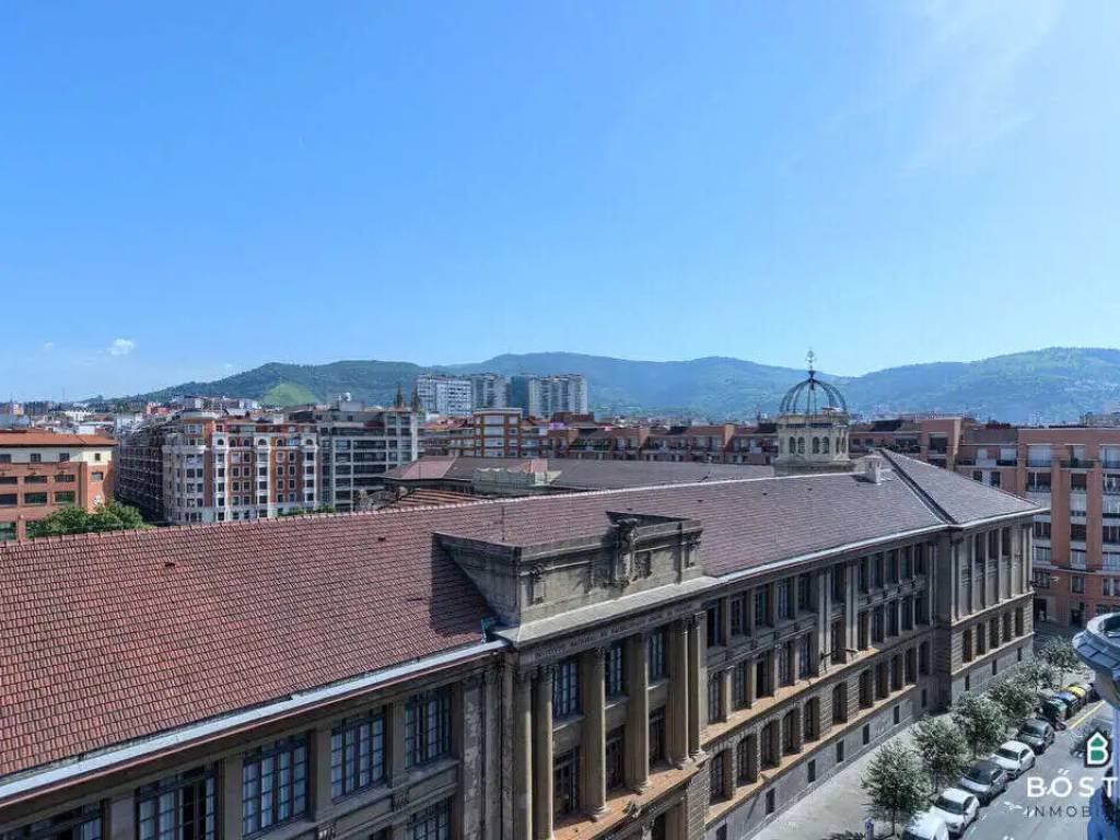 Piso de 175 m² en Bilbao