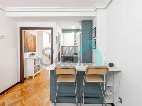 Piso de 57 m² en Oviedo