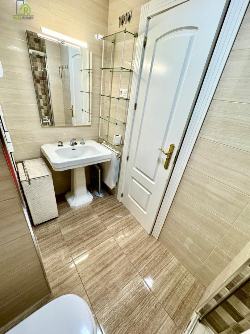 Piso de 161 m² en Granada