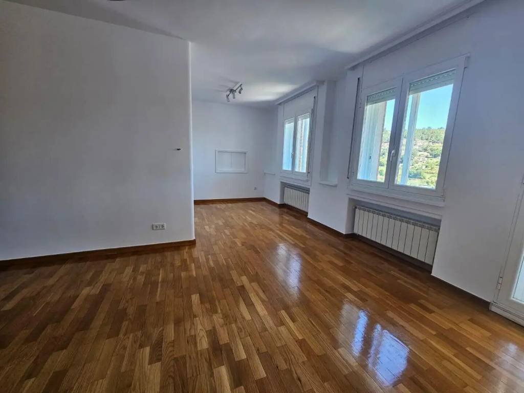 Piso de 155 m² en Ourense