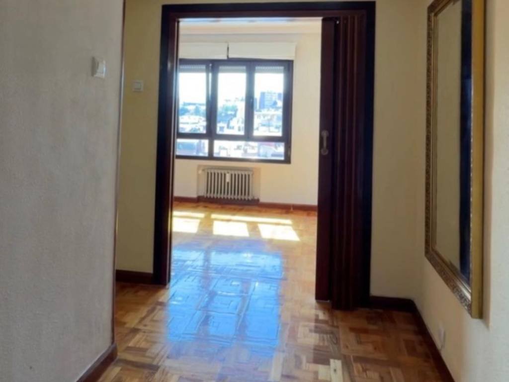 Pis de 75 m² a Oviedo