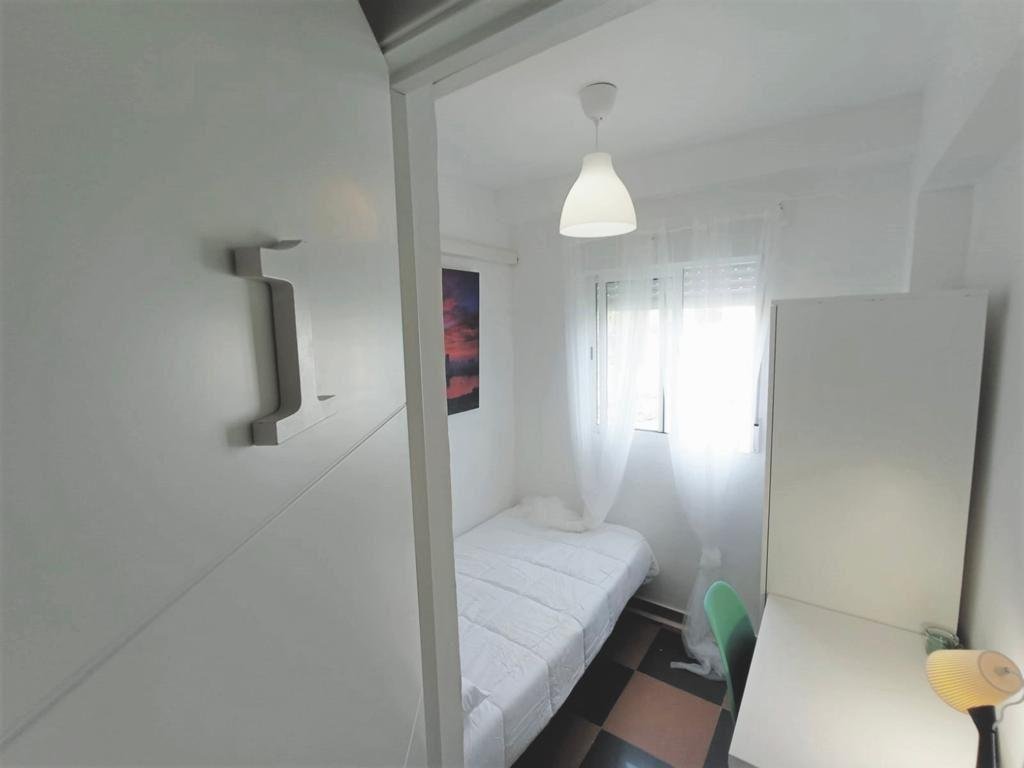 Habitación 90 m², Granada