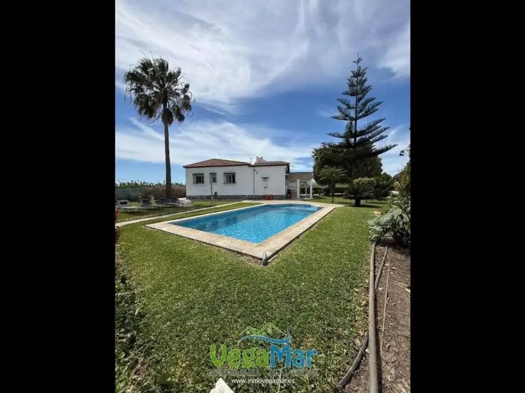 Casa de 150 m² a Salobreña