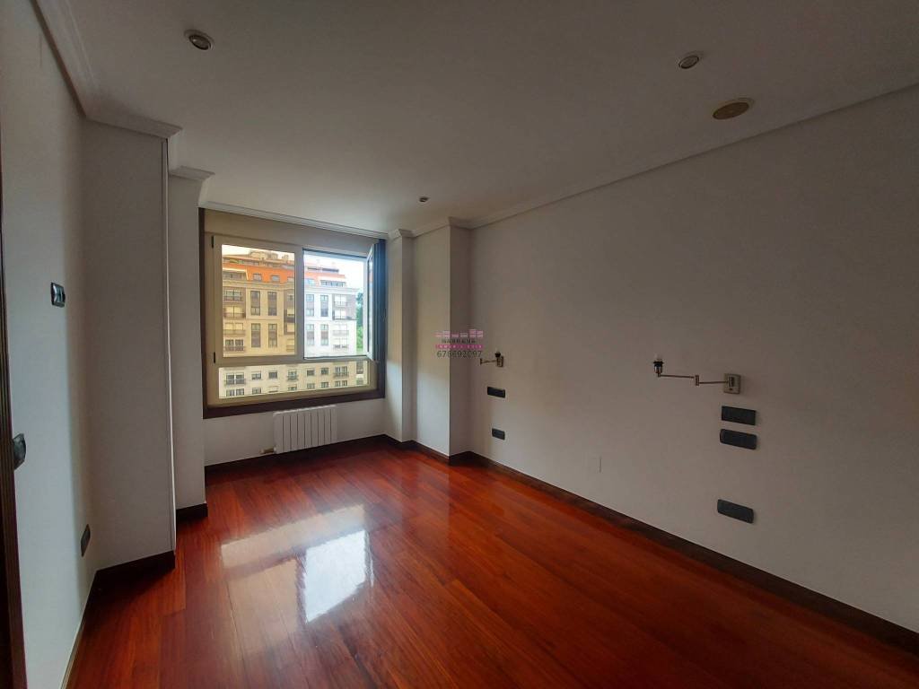 Piso de 86 m² en Vigo