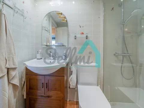 Piso de 87 m² en Oviedo