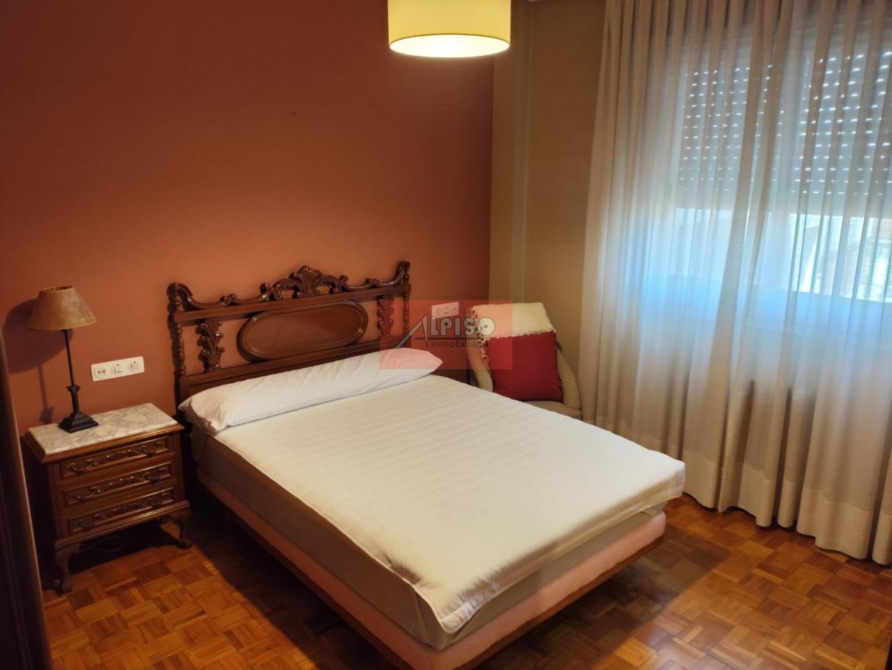 Piso de 93 m² en Ourense